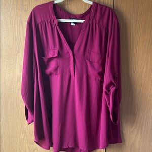 TORRID SIZE 4 BURGUNDY BLOUSE